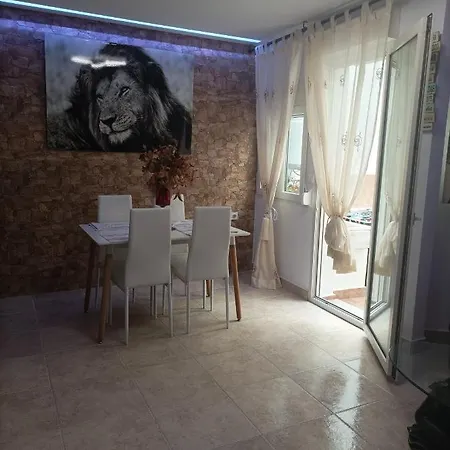 Casa Confort * 格拉德卡斯特利翁