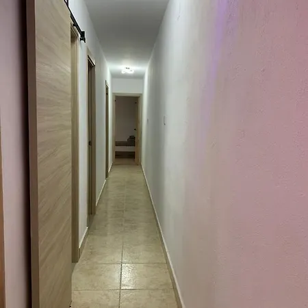 Casa Confort 格拉德卡斯特利翁