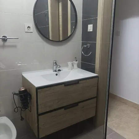 Casa Confort * 格拉德卡斯特利翁